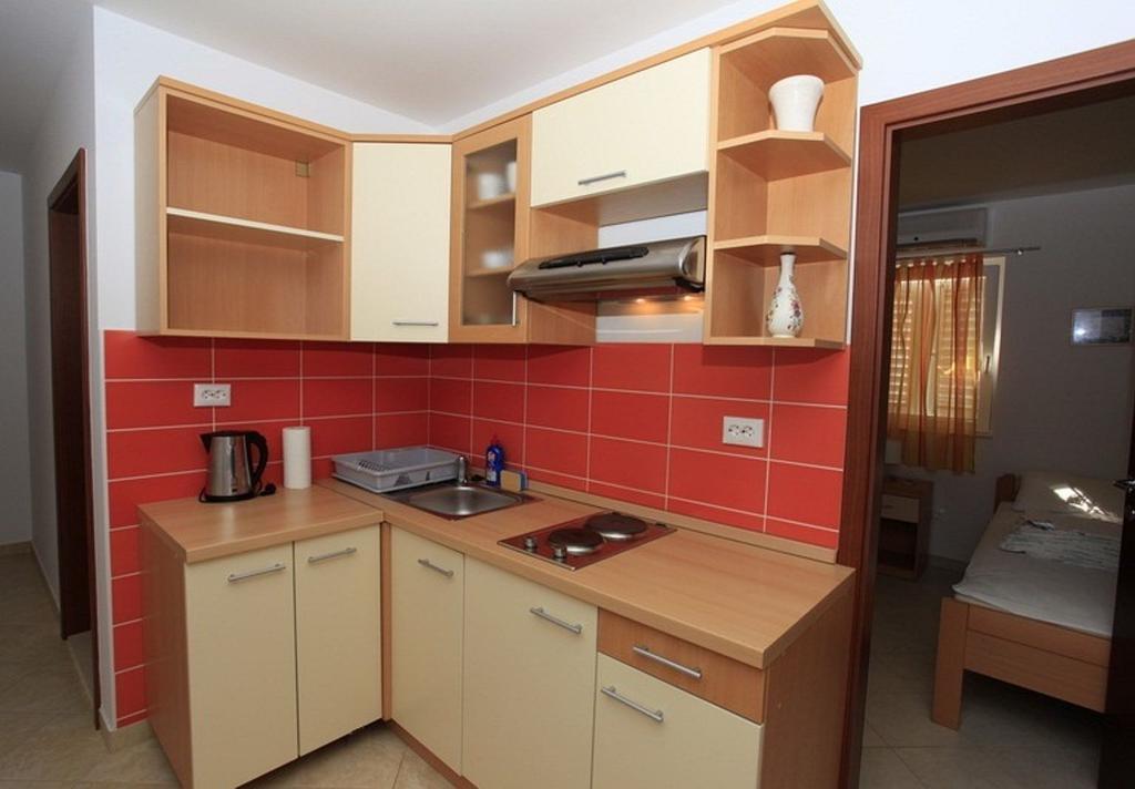 Apartments Villa La Riva - Seafront Accommodation Sutivan ห้อง รูปภาพ